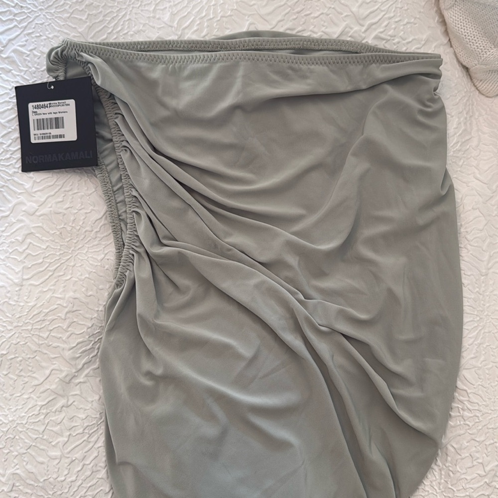 Norma Kamali Diana dress never worn!! Sage green
